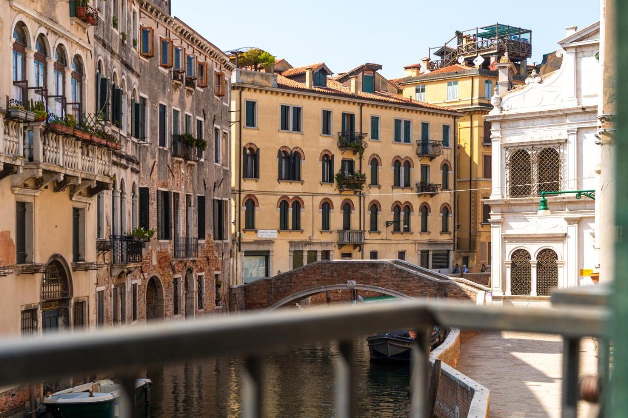 Ln Luxe Apartment Venice Canal View Ngoại thất bức ảnh
